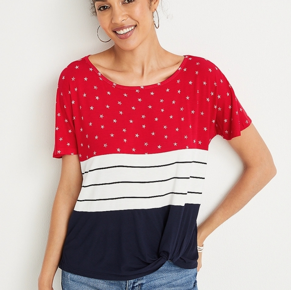NWT Maurices stars and stripes top M